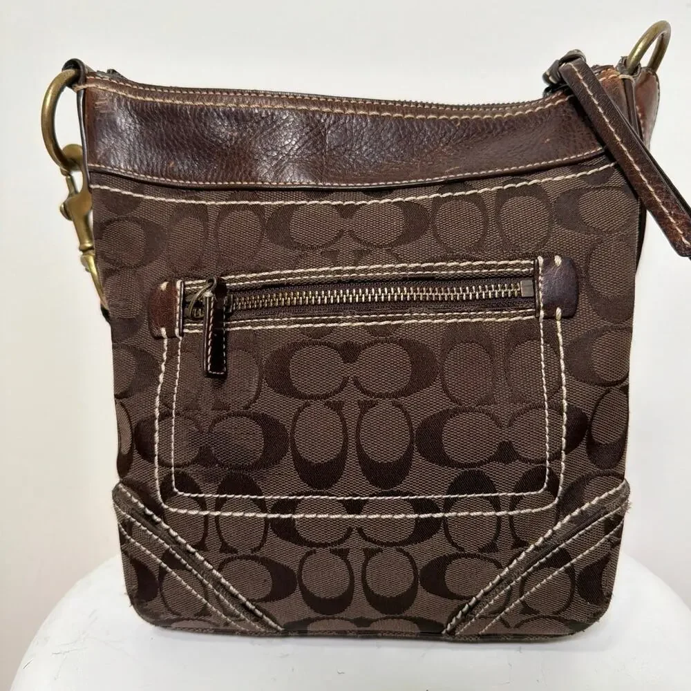 Coach Shoulder Bag - Picture 2 of 11